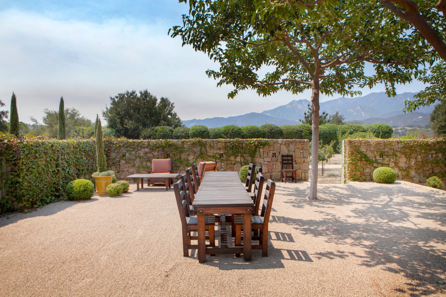 Ojai Wines Wedding Estates