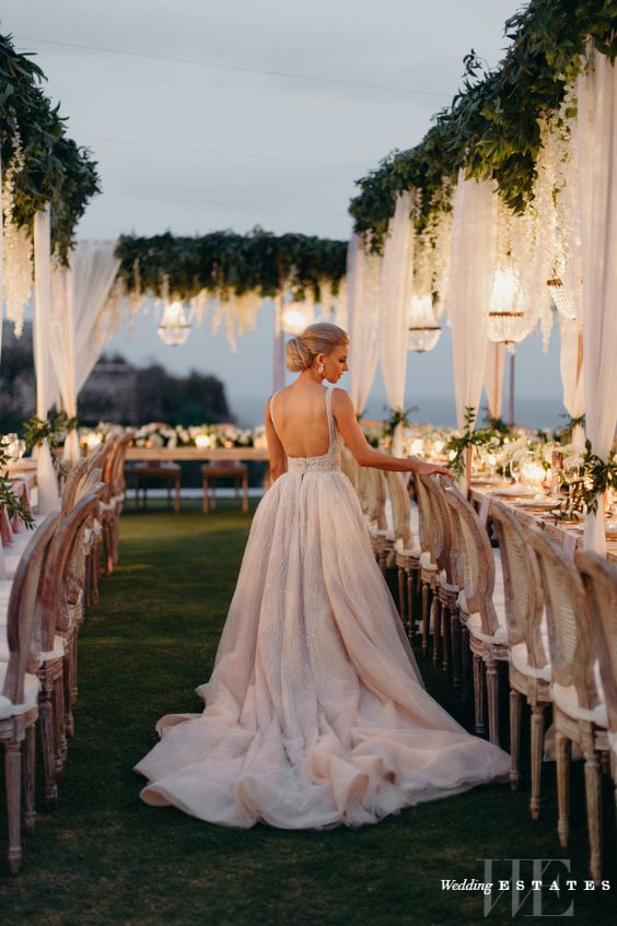 beach wedding