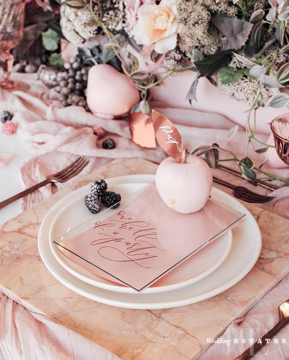 rose gold wedding trends