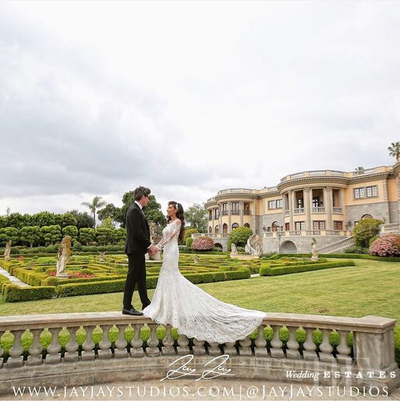 outdoor wedding photos