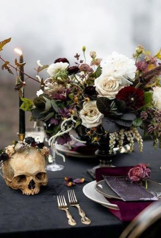 Hot Or Not Halloween Wedding Ideas For Daring Couples Wedding