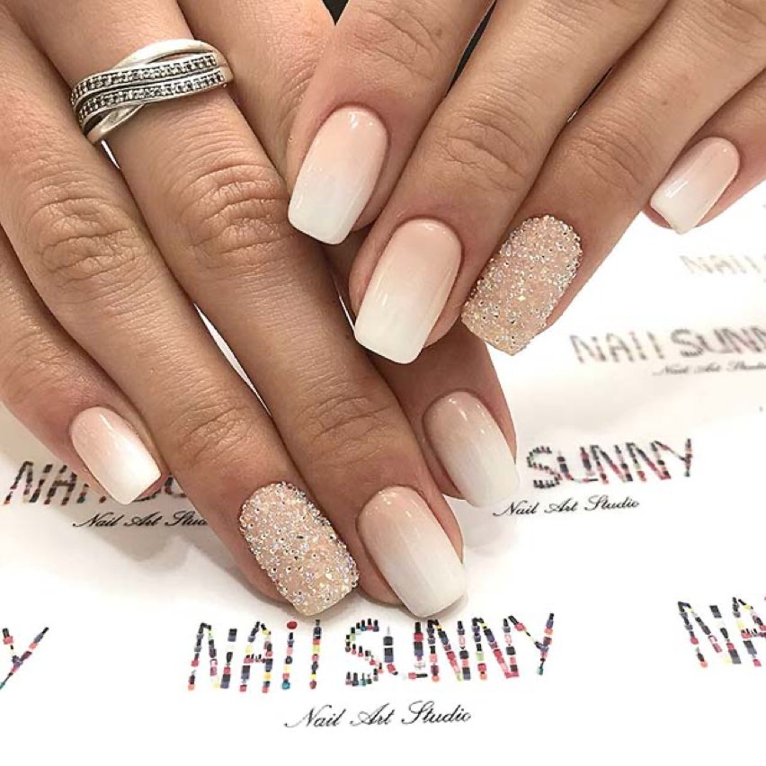 Wedding Nails Ideas for all 2020 Brides Wedding Estates