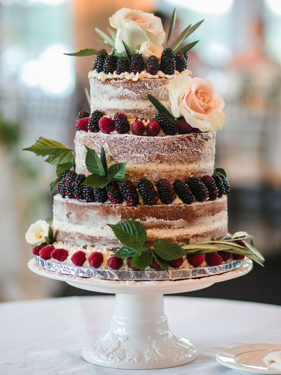 Beautiful wedding cake ideas for your dream wedding : Dried Elegance