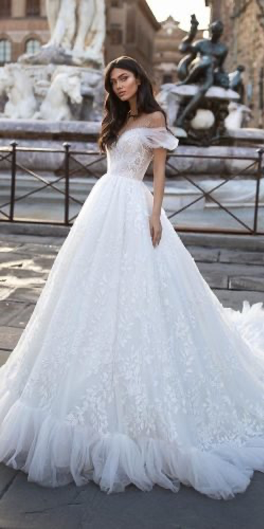 Ball Gown Wedding Dresses Fit For a Queen | Wedding Estates