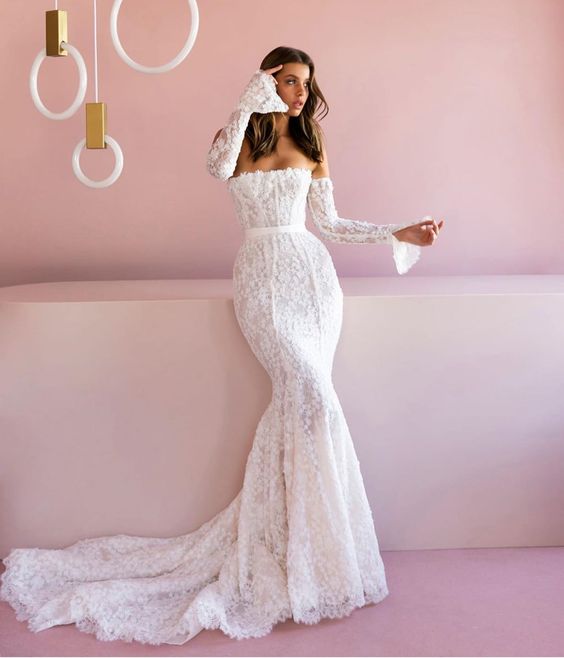 Wedding dresses for the brides with INVERTED TRIANGLE body shape