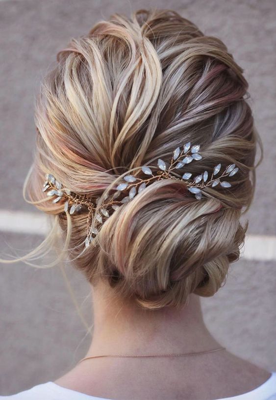 Chic And Easy Wedding Guest Hairstyles Wedding Estates