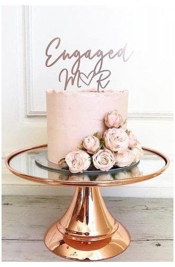 Rosey Engagement Cake | Lisse Cakes