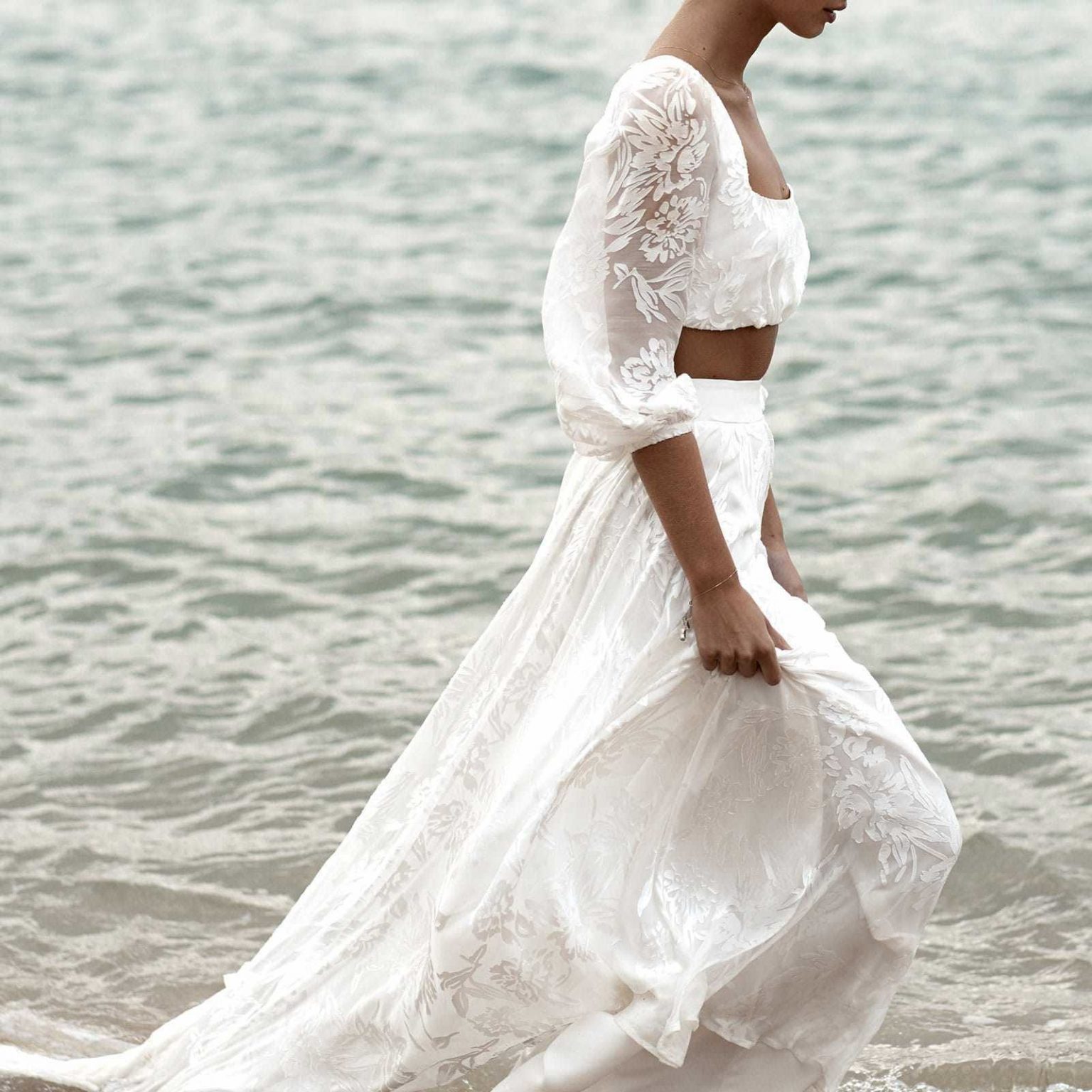 Gorgeous Destination Wedding Dresses Wedding Estates 8061