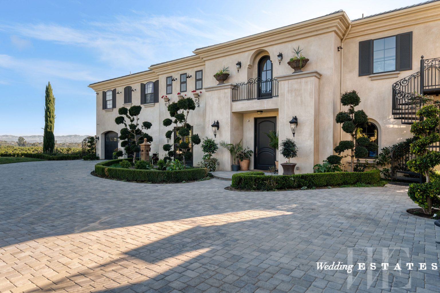 Wedding Estates - Mansions For Your Wedding Photography.